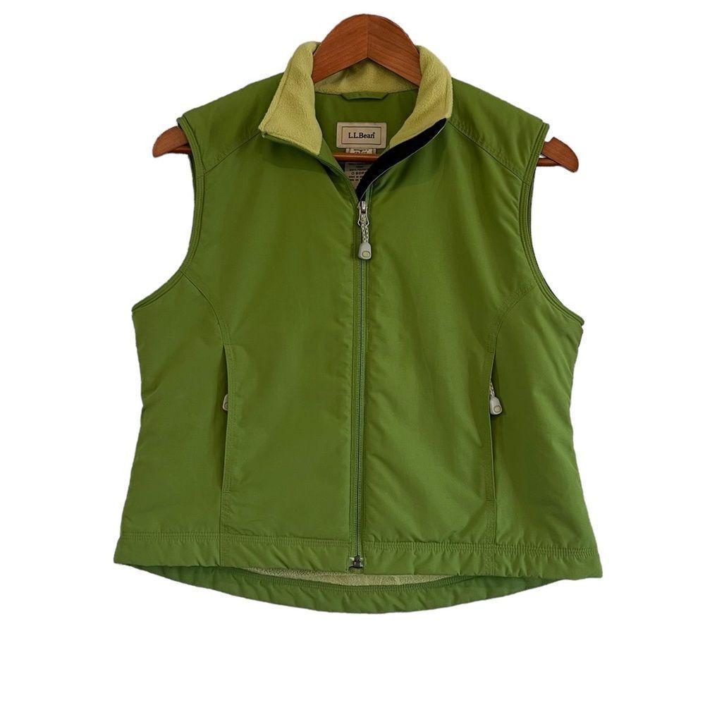 L.L. Bean green fleece lined vest. Size small petites‎